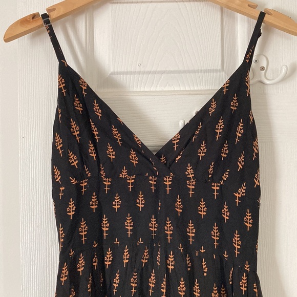 Irene’s Sky Viscose Maxi Dress Black Red adjustable Strap Small - Picture 3 of 11